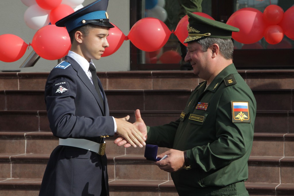 Первая школа IT-технологий открылась в Военной академии связи